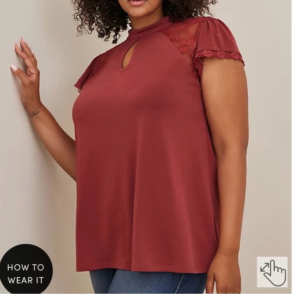 Torrid Studio Crepe Jersey Mock Neck Lace Pieced Keyhole Top Size 4 - Picture 2 of 13